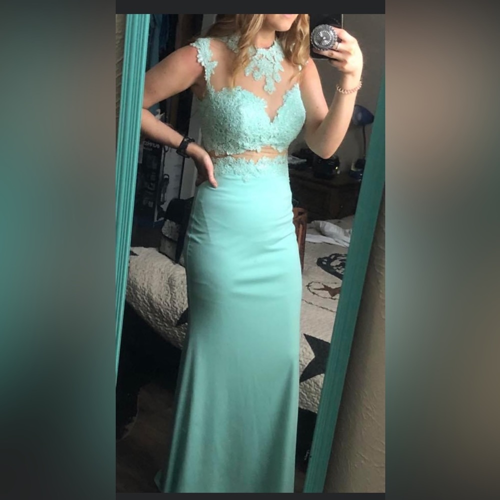 Teal prom dress size 4